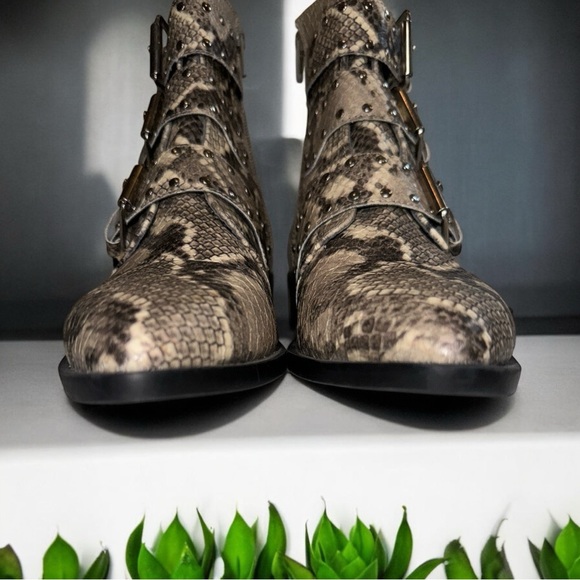 Steve Madden Steven New York Harmon Triple Buckle Zipper Booties Snake Size 7 - Picture 8 of 13